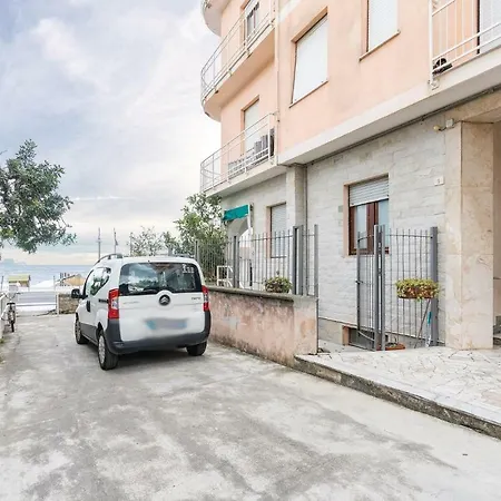 Azzurra House *