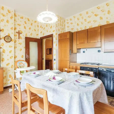 Azzurra House *